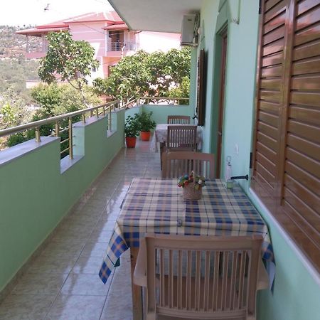 Jonny Guesthouse קסאמיל מראה חיצוני תמונה